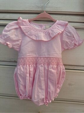 Smockingbird pink bubble